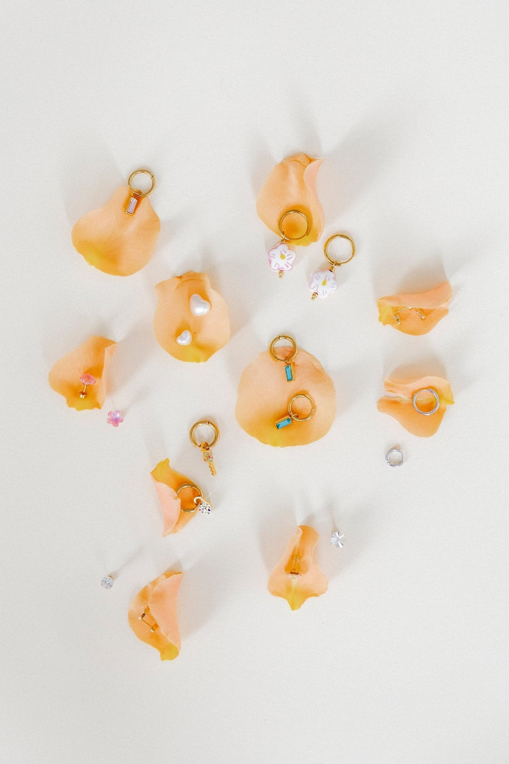 Screwback Stud Earrings Lux - Candy Clover Clear