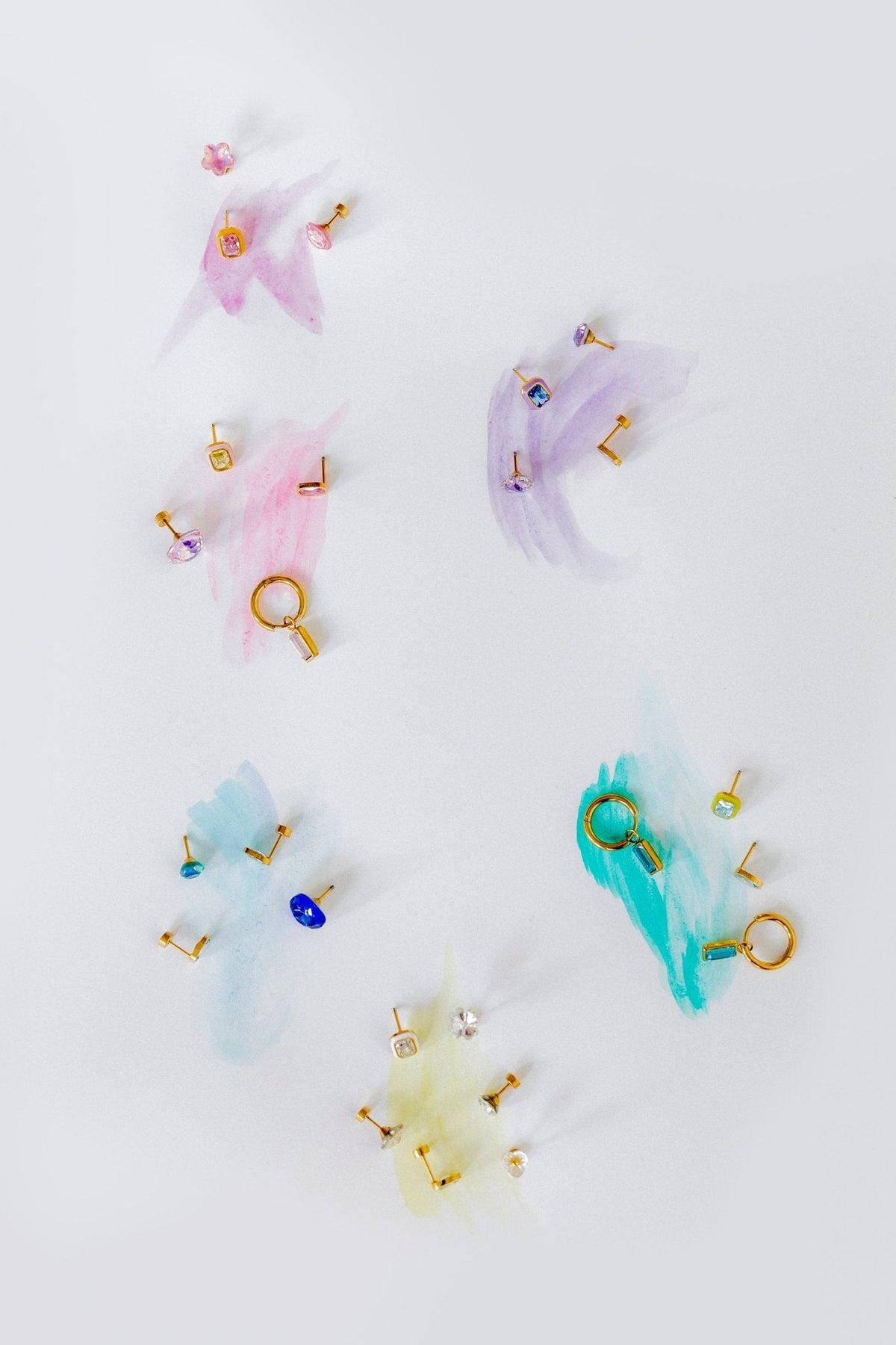 Screwback Stud Earrings Lux - Zuri Lilac