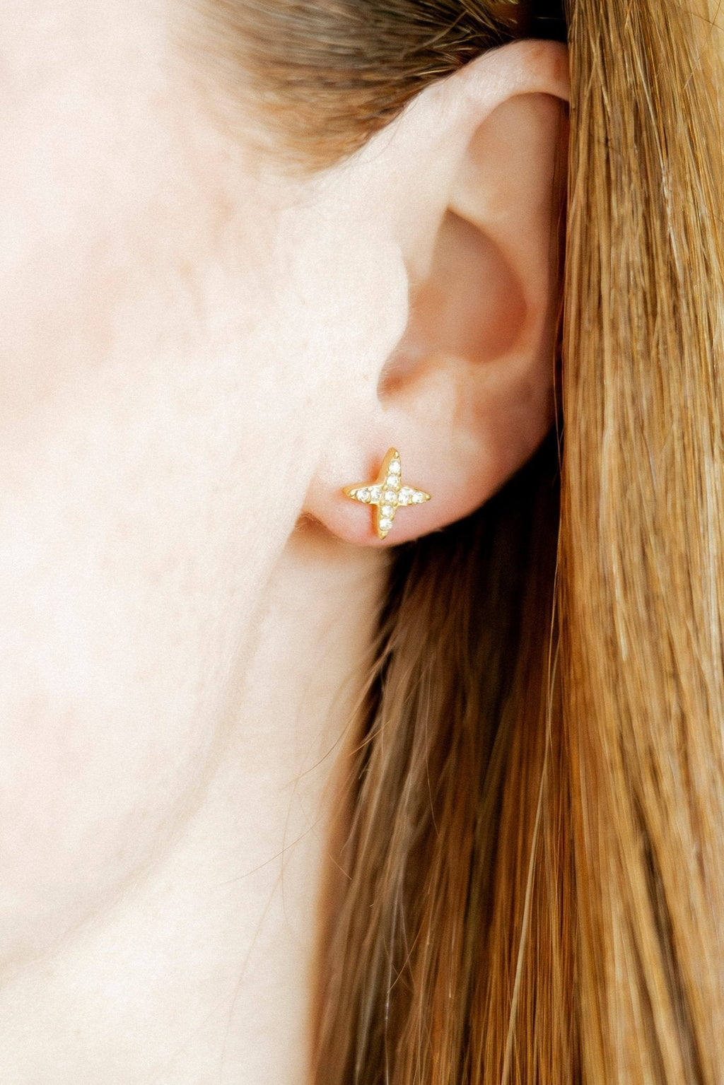Screwback Stud Earrings - Skylar
